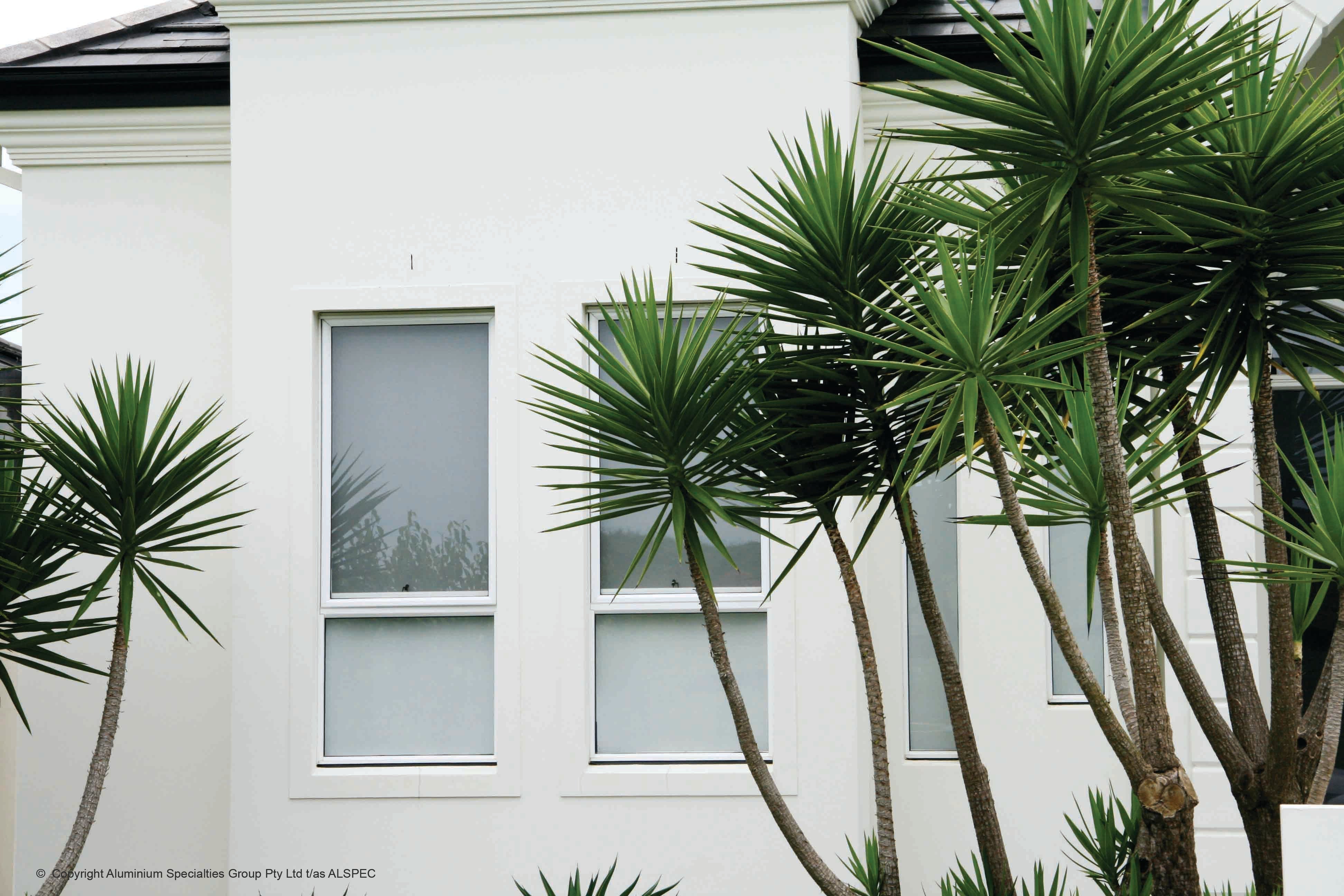 Vertical Aluminum Awning / Fixed Window | H1800 x W600
